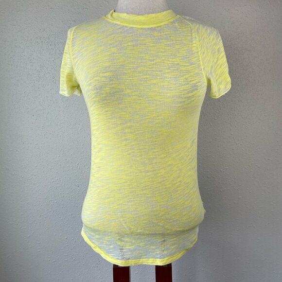 NWT We The Free Yellow Short Sleeve Top Size S - Picture 1 of 8